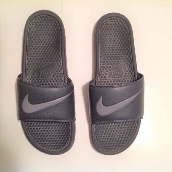 mens nike slides size 13
